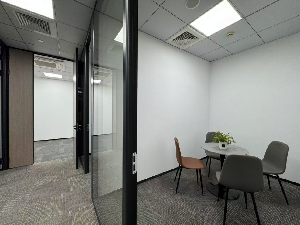 新上海国际大厦