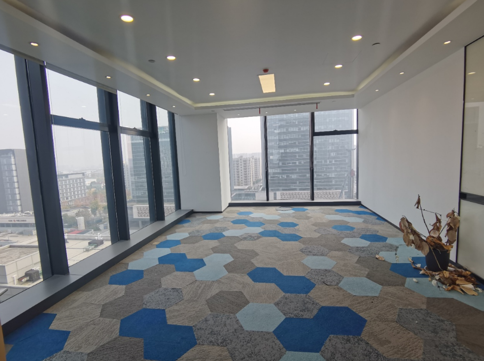 中建企业天地办公室图片