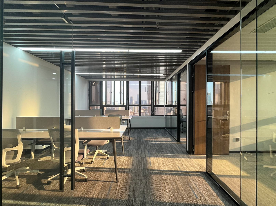 海洋石油大厦 244㎡ 精装修